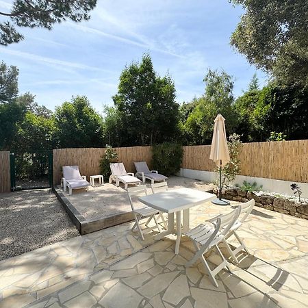 Appartement 1Ch Avec Terrasse Et Jardinet A 400M De La Plage Кавалер-сюр-Мер Экстерьер фото